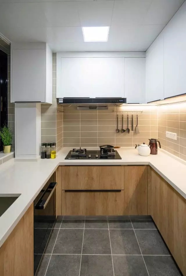 [裝修案例]95平米老房翻新舊房改造，讓凌亂空間瞬間變的整潔收納功能